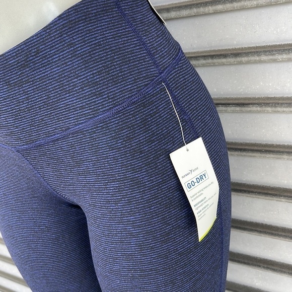 Old Navy Crop Active Legging Size M - Picture 8 of 12